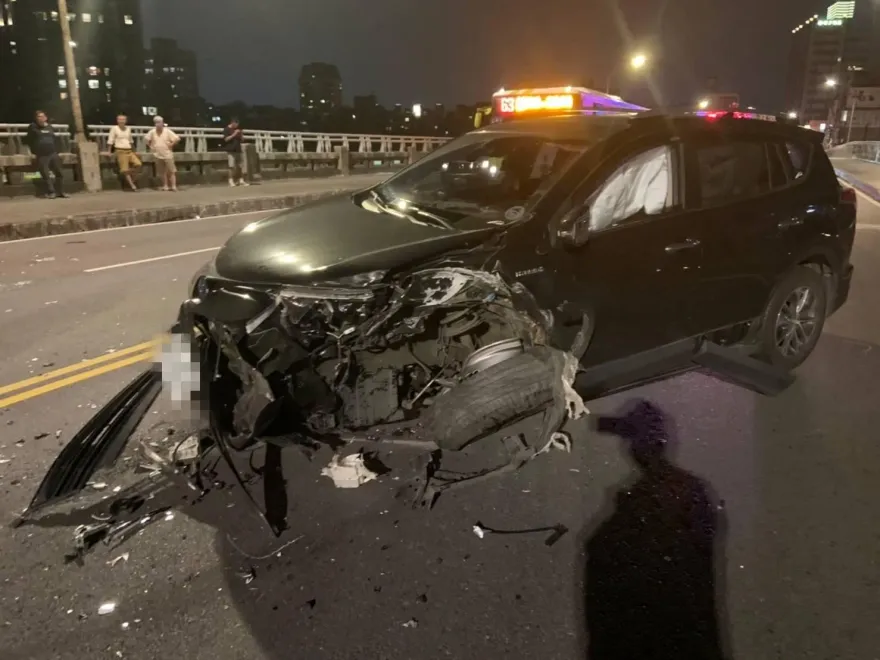 影/不酒駕有那麼難？南港成美橋車禍原因曝　男喝茫衝對向車道肇事3人送醫