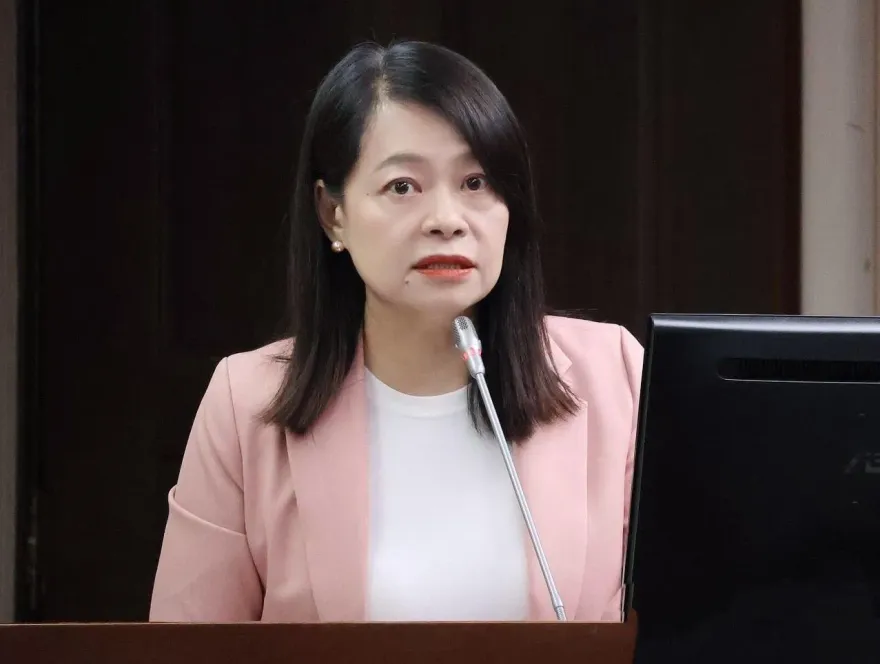 綠委提案赴中管制　藍白合力擋下 藍委嗆：有種禁「去過陸港澳酒店」的人當公職