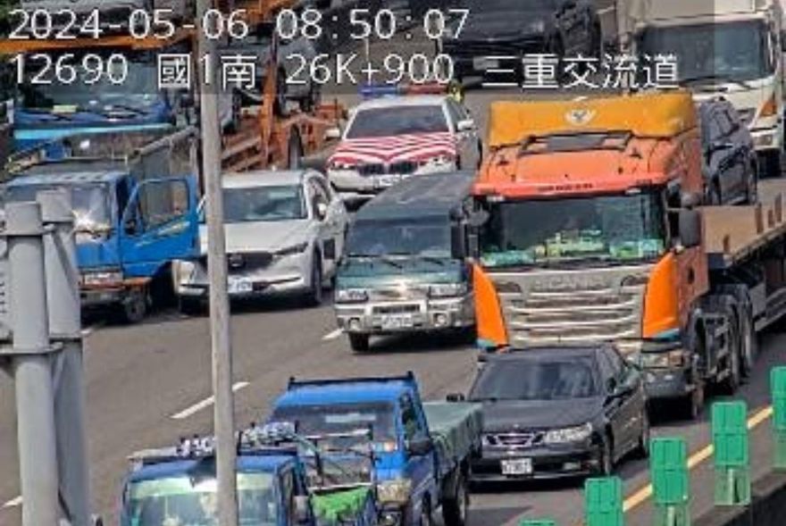 快訊/國1北向三重段「2車追撞」占用外線2車道　現場回堵中
