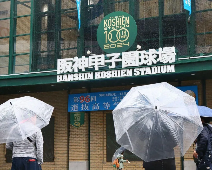 影/甲子園名校高2生涉偷拍！「承認安裝手機」　壘球隊女經理更衣被看光光