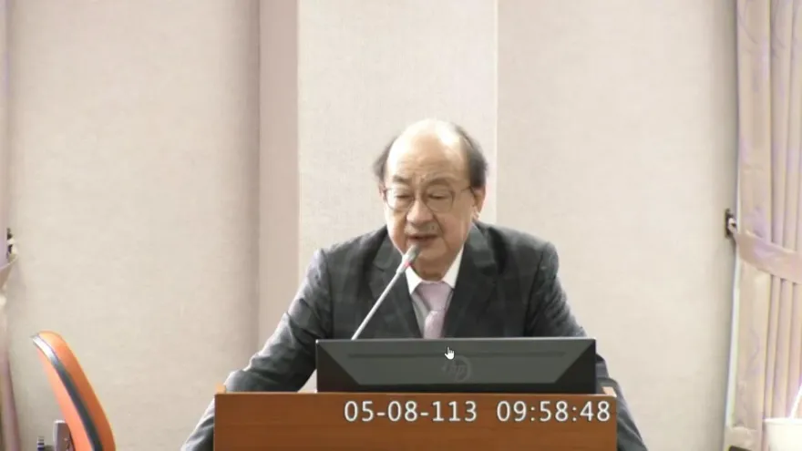 藍委欲提案送柯建銘紀律委員會！立院再爆口角　傅崐萁怒拍桌