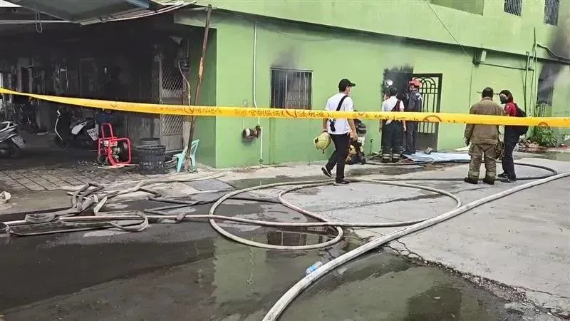 快訊/高雄林園詭異火警！透天厝「5小時燒2次」　兄逃生受傷弟受困身亡