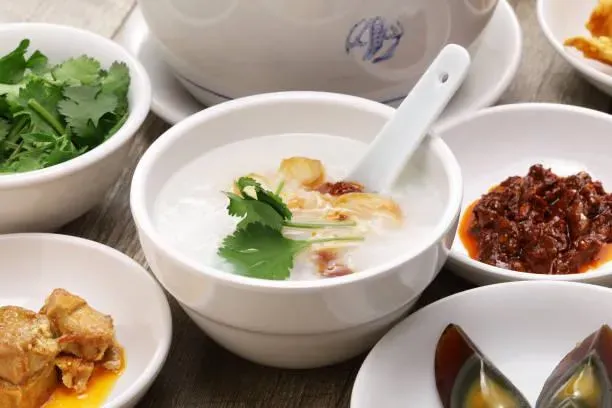 三餐在家養生吃！7旬婦竟三高和脂肪肝　竟是「白粥當早餐」惹禍