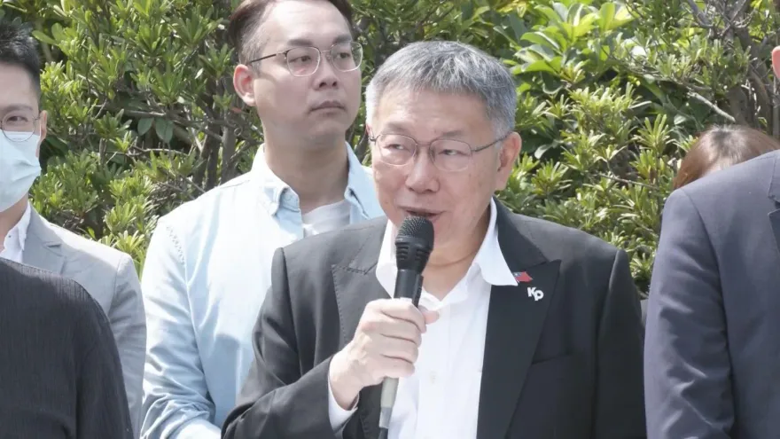 陳佩琪閃電退休是為了接黨主席、選市長？　柯文哲：想像力太可怕
