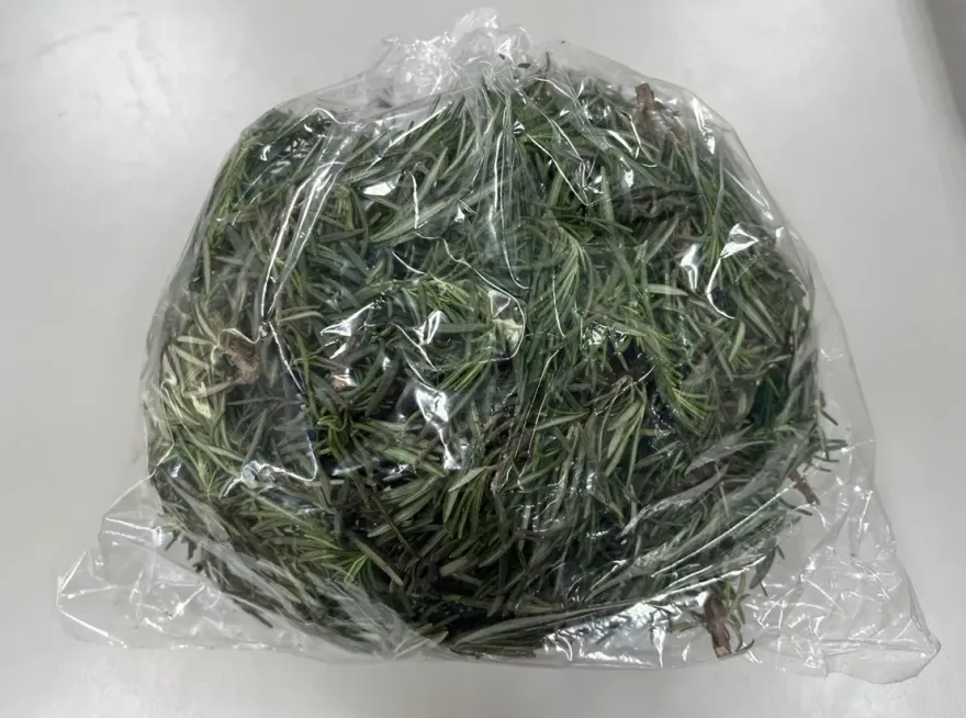快訊／「食代嚴選」出包！3款蔬菜檢出農藥超標　迷迭香含高達「19種農藥」