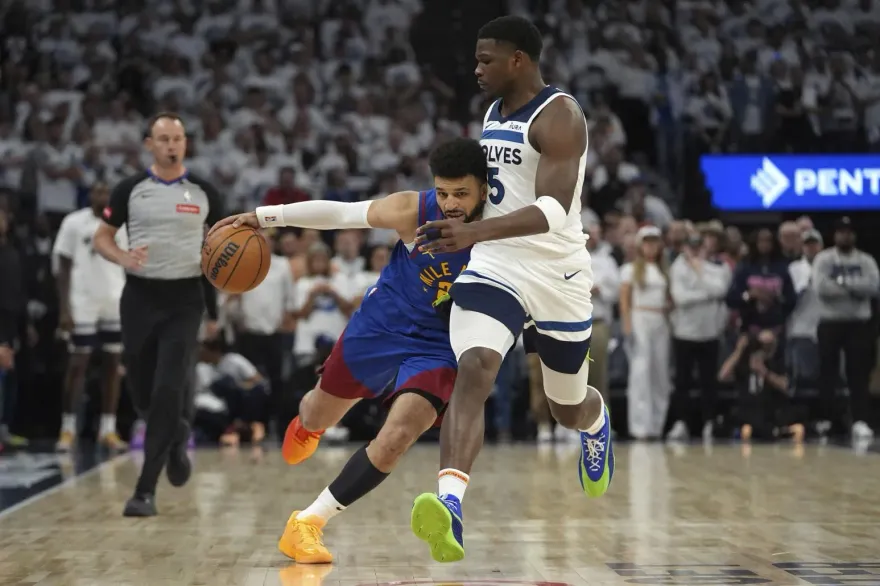 聯盟護航？莫瑞G2暴走未禁賽遭噓爆　前NBA砍將狠批：噁心！