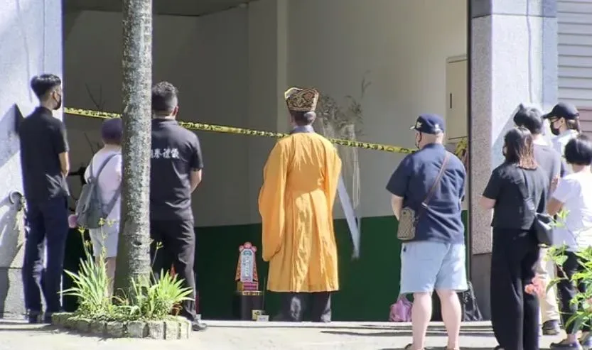 快訊/鼻酸！小姊弟遭母悶殺來不及長大　家屬摩鐵招魂慟喊：回家了！