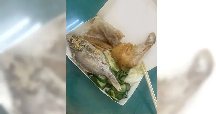 超佛心便當「整隻魚＋雞腿」還附湯只賣60元！　他曝：阿婆想讓做工人吃飽飽