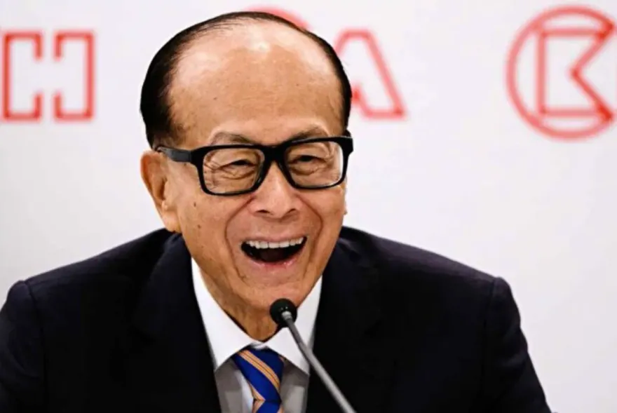 清庫存套現？李嘉誠再次打折拋售在港新樓盤　部分住宅降價三分之一
