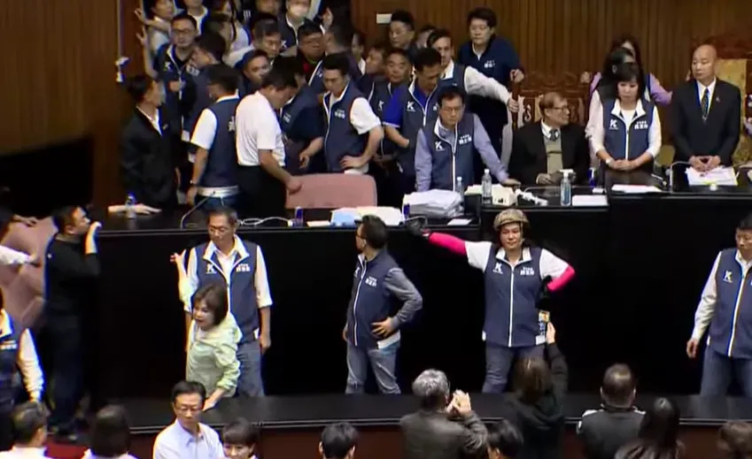 爆料「朝野肢體衝突是玩真的」　郭正亮曝原因：和韓國瑜有關