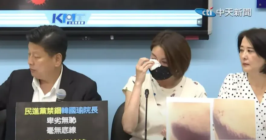 陳菁徽爆哭！控鍾佳濱「擒抱、撲倒、性騷、暴力」謀殺式攻擊