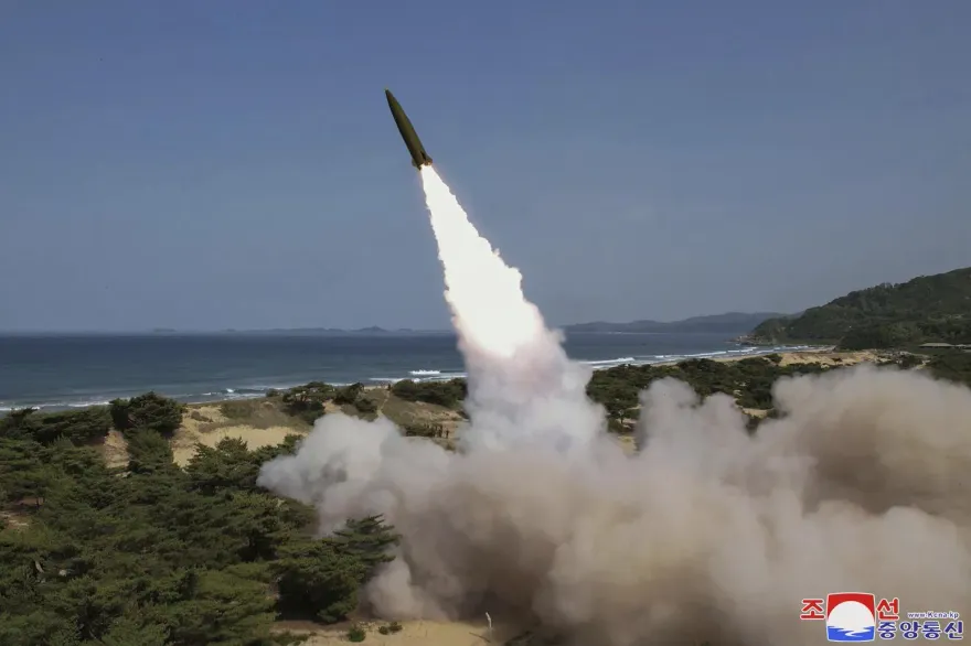 北韓官媒證實試射彈道飛彈　金正恩矢言加強核武讓敵人「不敢玩火」