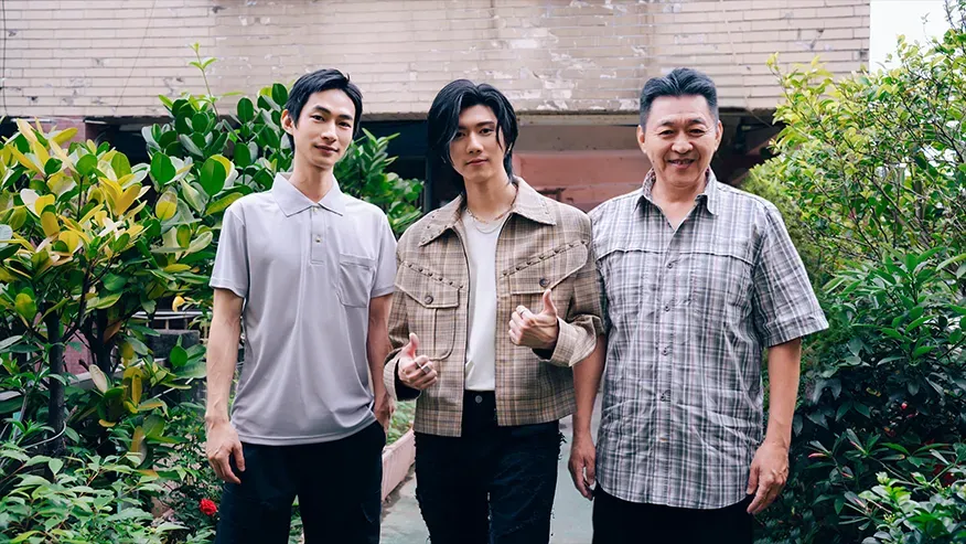 庹宗華、黃河驚喜合作！同框《婆婆2》片尾曲MV飆戲　黃霆睿爆「看完就哭」