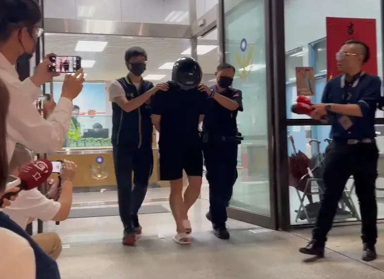 「軍中已調單位」仍出事！憲兵懷疑劈腿狠掐死女友！警局移送低頭不語
