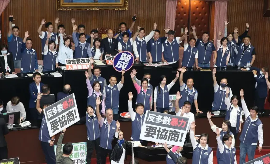 點名3綠委立院全武行「莫名其妙」！　葉元之曝背後目的：有必要嗎