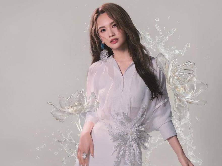 玩楊丞琳鞋子哏圖！《ELLE》雜誌小編遭批「自損格調」　親上火線回應了