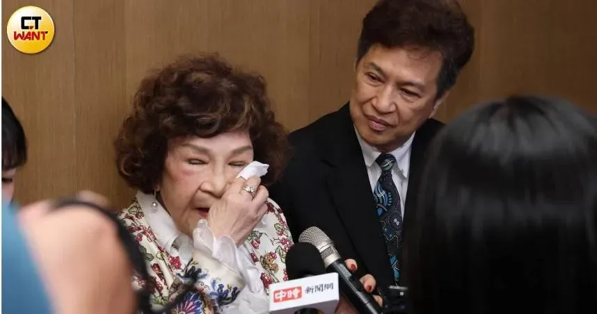 周遊哭了！不忍資深藝人相聚「見一次、少一次」　吐退休心聲：此生已滿足
