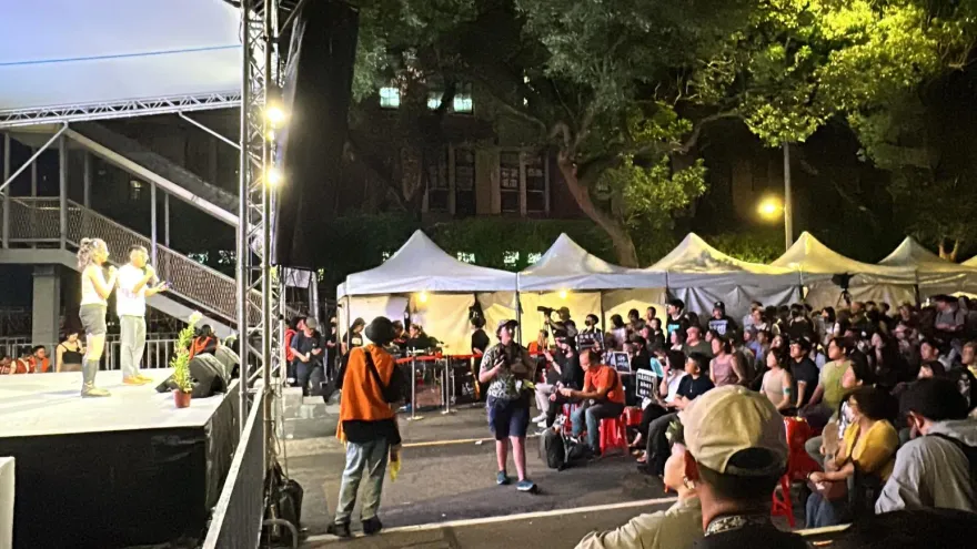 立法院外群眾回家了！國會改革法案5/28續審　民團宣布活動結束：下週繼續請假排班
