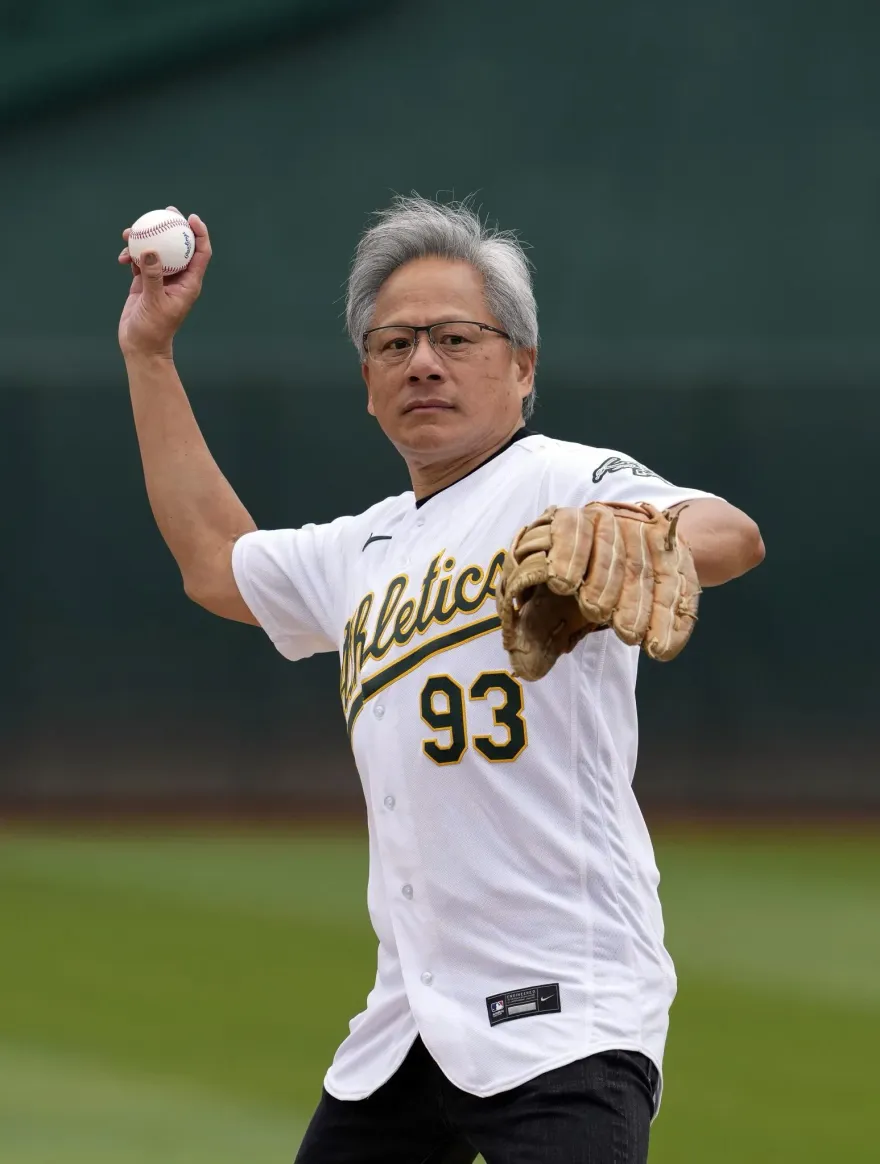 才剛在美國MLB開球！AI教父黃仁勳今晚就抵台　COMPUTEX演講倒數