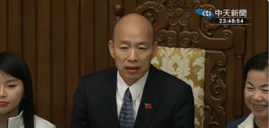 立院中興大樓電梯又出包！韓國瑜反應曝光