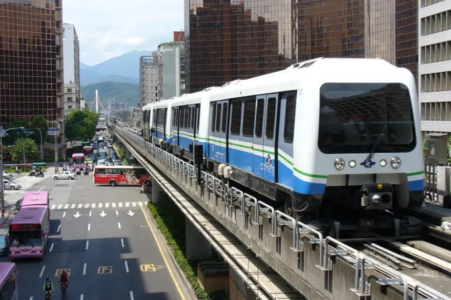 劉德華小巨蛋演唱會照辦　北捷宣布：各路線明日班距12分鐘