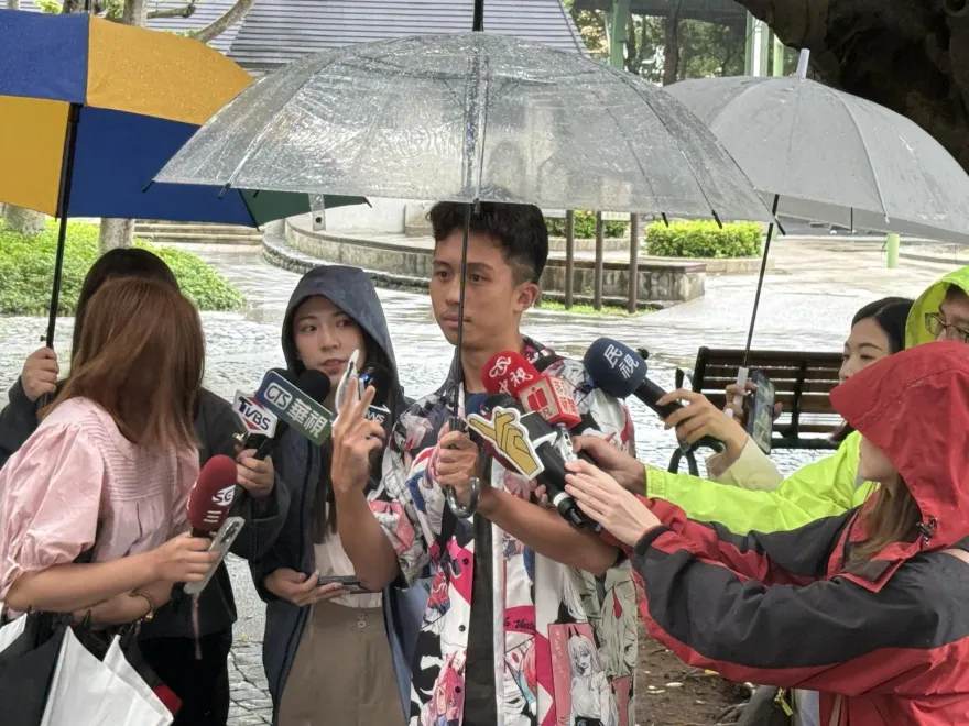 快訊/直球對決！孫安佐回應跟狄鶯「已經和好」　想跟酸民談哲學