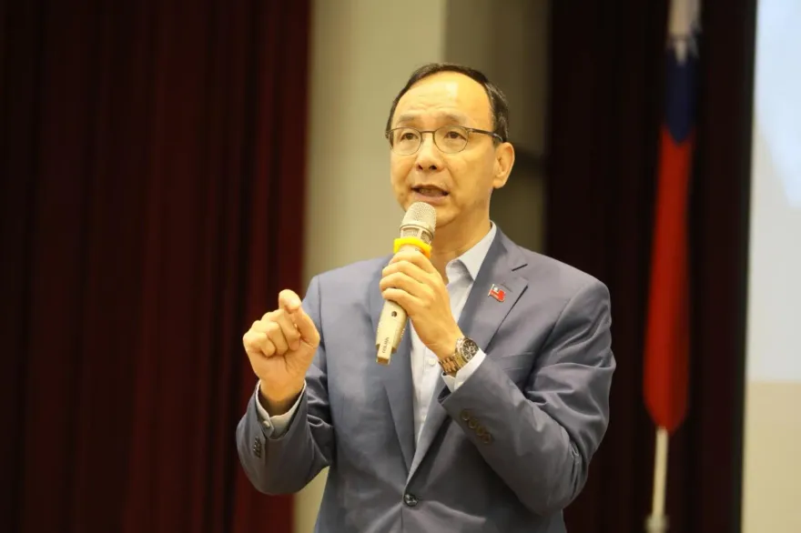 影/名嘴爆為連任容忍傅崐萁？朱立倫強硬反擊：這就是造謠