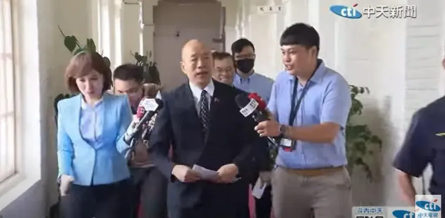 藍稱不會強推花東三法！柯建銘稱別放煙霧彈：韓國瑜撤案才是釜底抽薪
