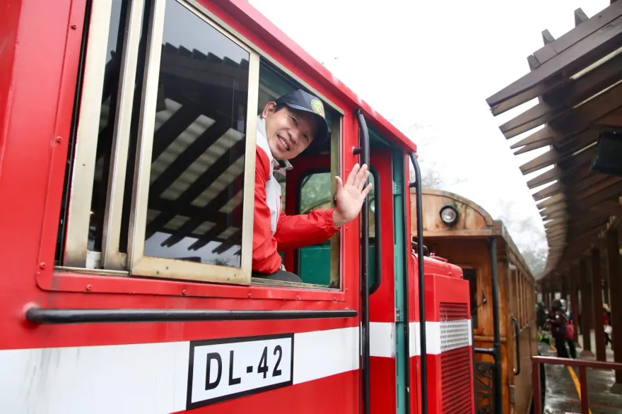 阿里山開火車機會來了！林鐵招儲備司機　起薪最高4萬5