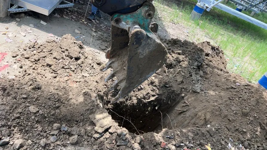 台南光電場遭爆「假借光電、地藏營廢」　環保局開挖結果出爐