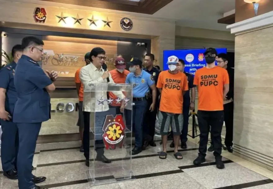 無法無天！3陸客與馬籍友人遊菲遭綁架勒索　涉案嫌犯落網竟有4警察