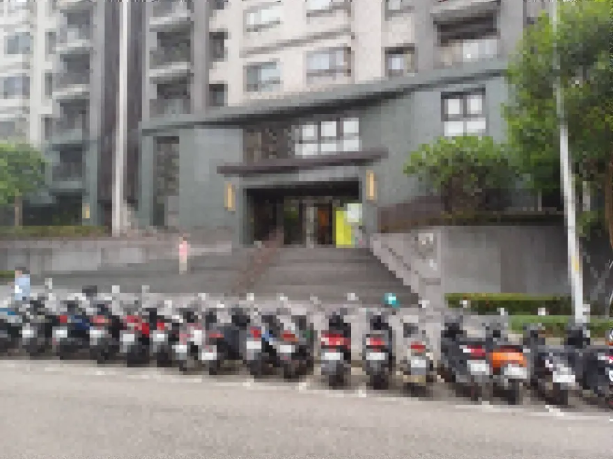 情緒失控陽台大吼嚇壞鄰居！唐治平認6月底搬家　房東：他是甄子丹第二