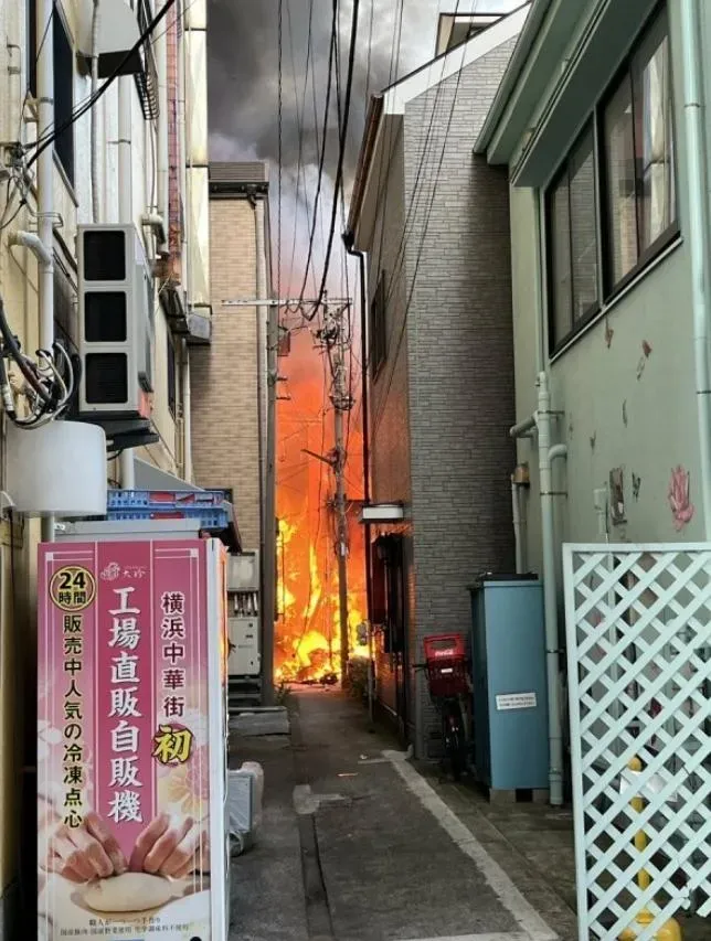 快訊/影/日本橫濱中華街驚傳大火！當局出動39輛消防車灌救