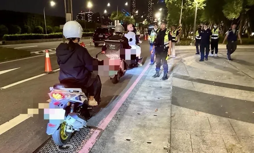 中和警聯合稽查公路猴噪音車　取締非法改裝車輛11件當場開罰