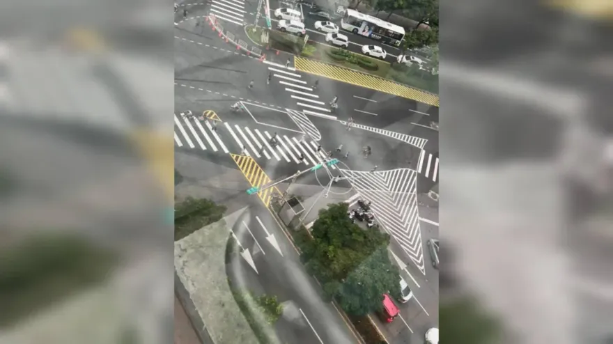 天母「神秘行人穿越道」設計霧煞煞　網：很像畢卡索的藝術