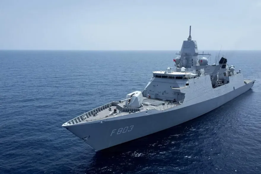 抗議通過台灣海峽 解放軍機進逼荷蘭巡防艦