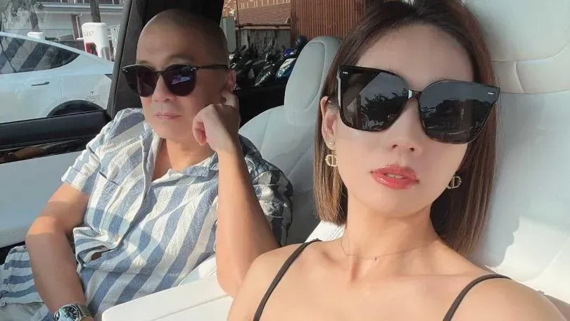 咪咪貴婦出巡「飄新台幣味」全被拍！行頭竟超過台灣平均年薪