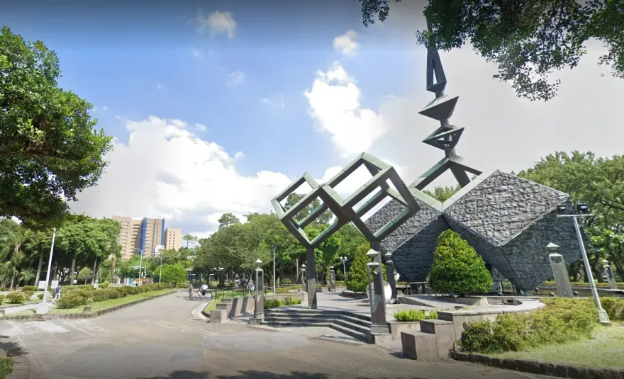 228公園猥褻落單妹子！噁男手伸褲　摸到滿手屎嚇到落跑