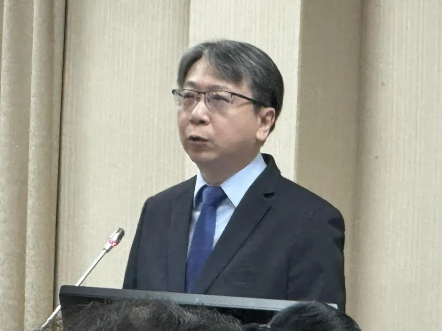 前解放軍艇長駕船衝淡水　蔡明彥：不排除任何可能性