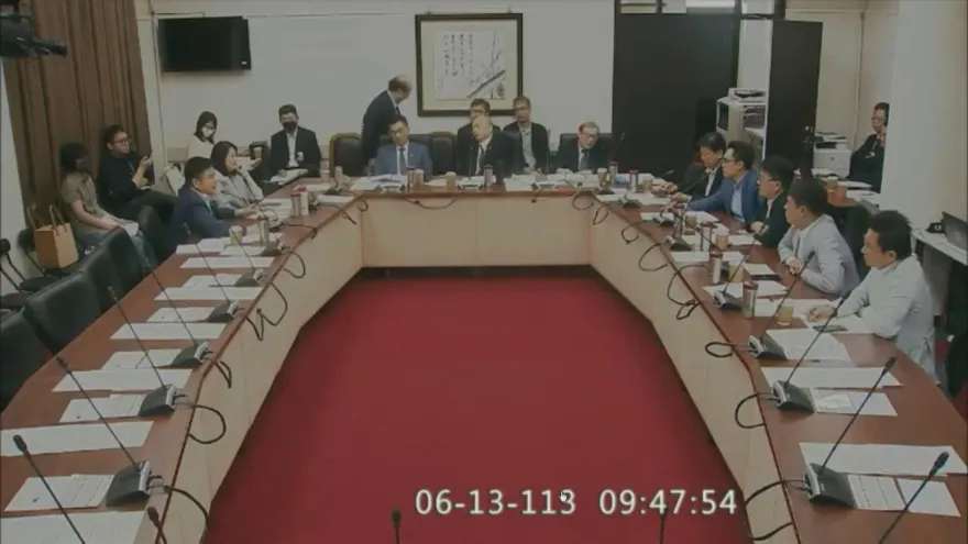 影/莊瑞雄槓上韓國瑜！柯建銘忍未條偷溜「幹這事」遭截圖檢舉