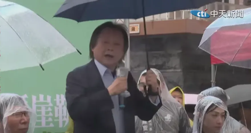 影/開黃腔？王世堅：國民黨立委「藍鳥」拿出來！乾脆倒閣解散國會全面改選