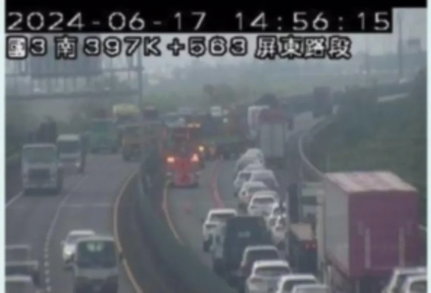 快訊/國3北上397k屏東段嚴重車禍！　「占用所有主線車道」紫爆回堵中
