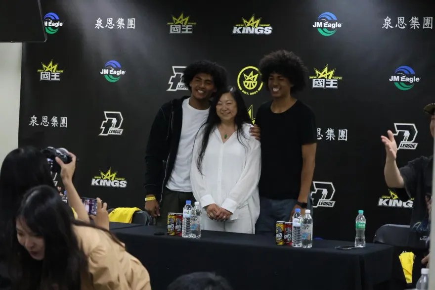 今年瓊斯盃在新莊體育館開打！賀博期待屆時能跟PLG一樣有煙霧效果