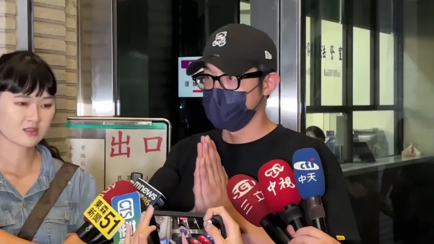 快訊/王柏傑酒駕撞遊覽車「5萬交保」　多次致歉「錯了就是錯了」代言遭撤換