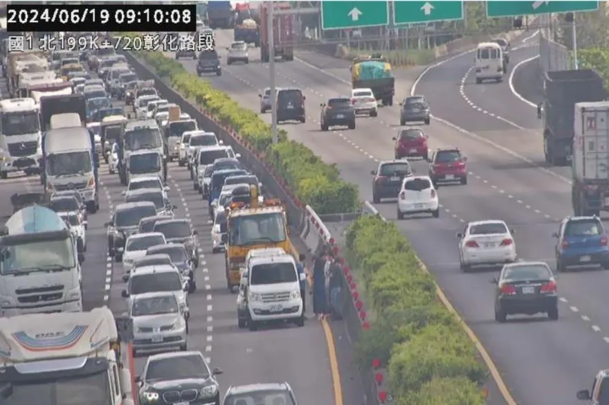 快訊/國1埔鹽系統南向199k追撞！一度紫爆塞成停車場