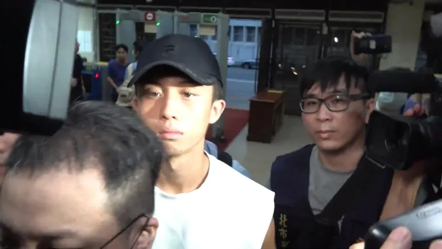 快訊/孫安佐抵北檢複訊！兩眼無神不甩提問