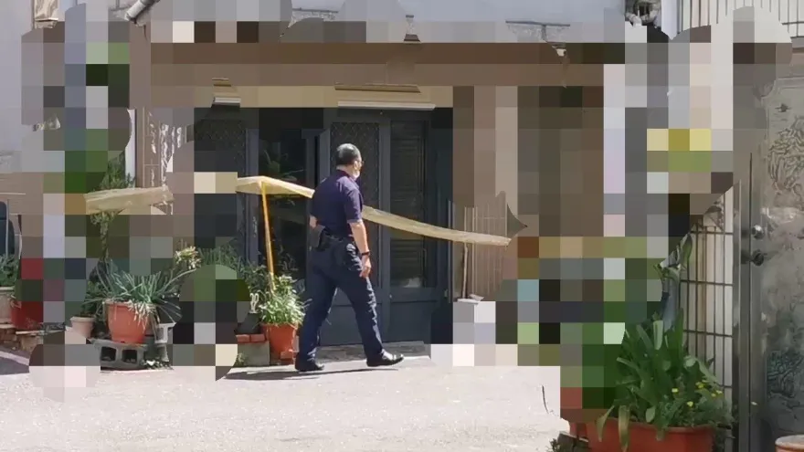 快訊/嘉義2死情殺案！醋男衝前妻男友家宰了他　逃摩鐵和警對峙舉槍自戕亡