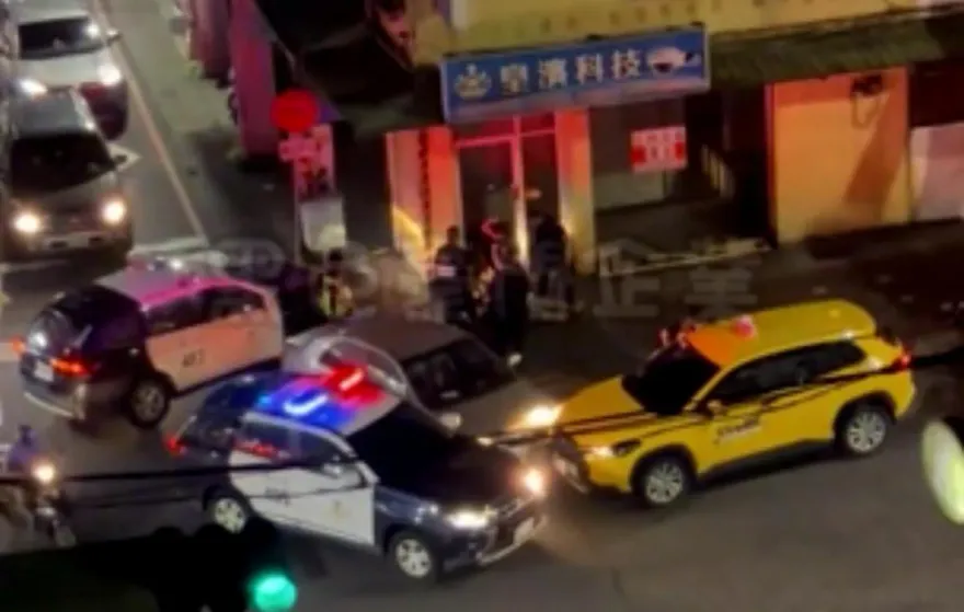 快訊/新北汐止警方攔截圍捕車輛　通緝男駕駛無呼吸心搶救不治
