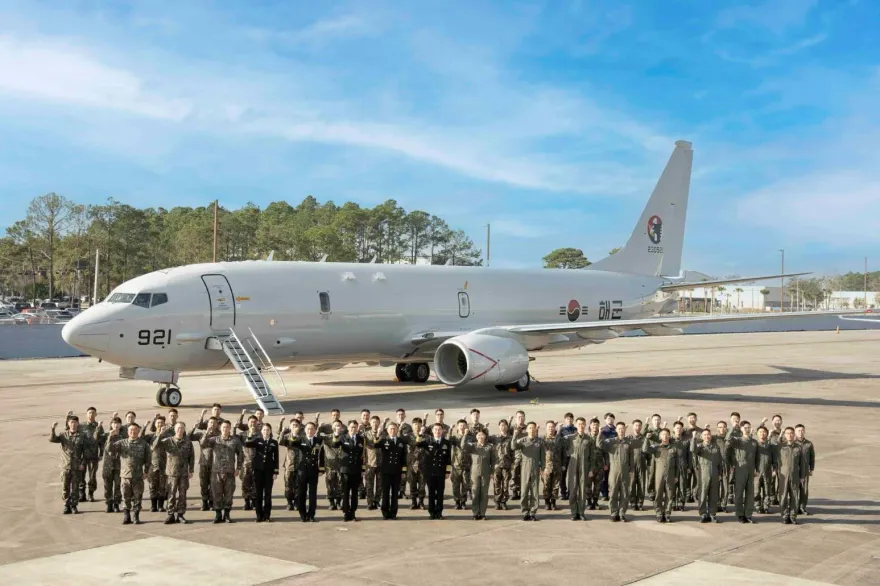 取代P-3C反潛機　南韓海軍接收首批P-8A巡邏機