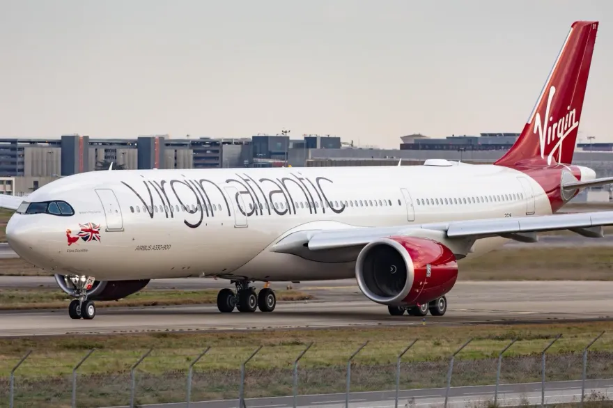 波音客機又出狀況！駕駛艙擋風玻璃「高空破裂」　機師急返航乘客嚇壞